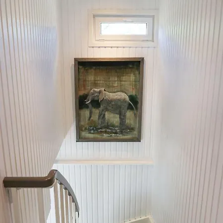 Krossmyrhill. Great House Eik